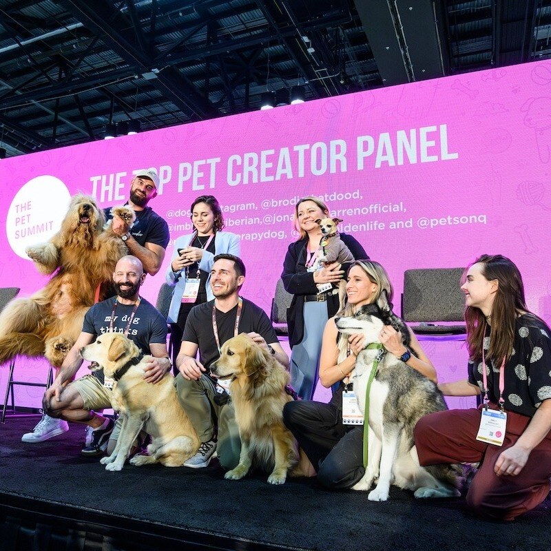 Top Pet Influencers On Stage